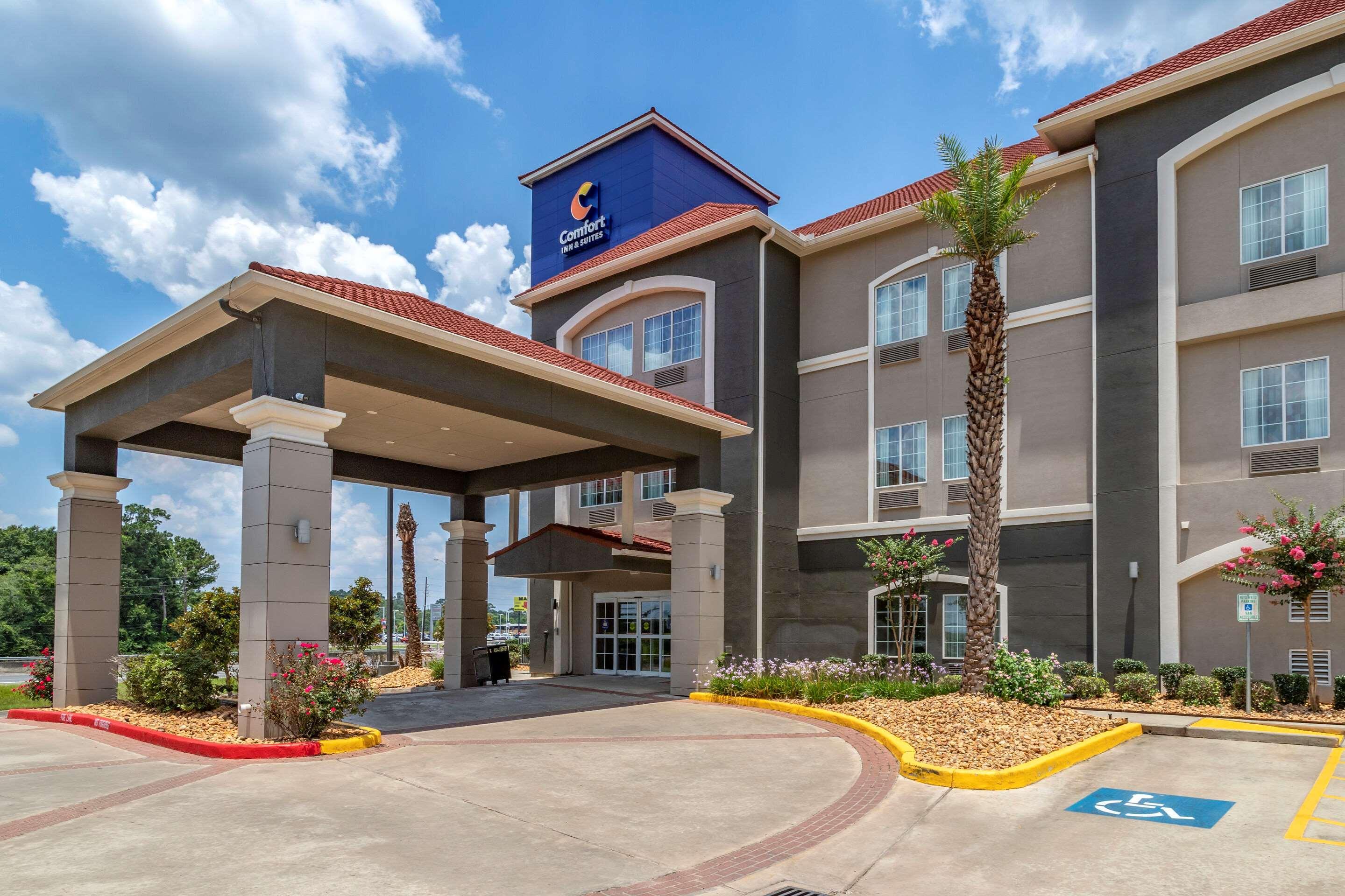 Comfort Inn & Suites Кливленд Экстерьер фото